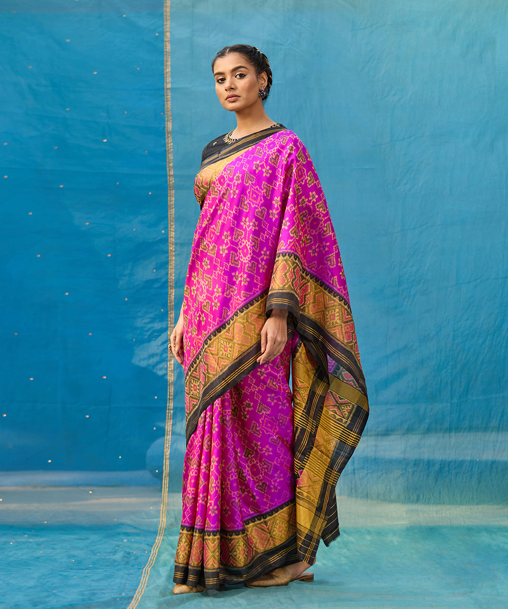 Magenta_And_Black_Handloom_Pure_Mulberry_Silk_Ikat_Patola_Saree_WeaverStory_01