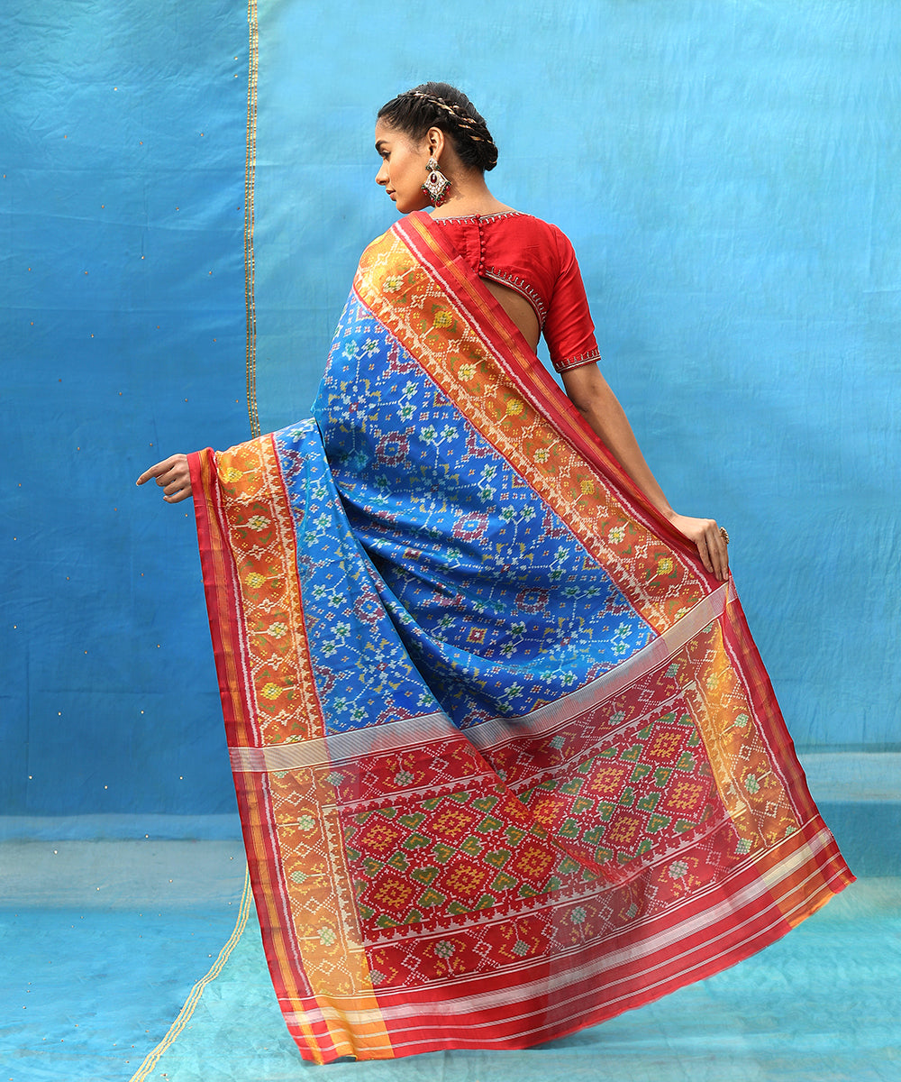 Blue_And_Red_Handloom_Pure_Mulberry_Silk_Ikat_Patola_Saree_With_Tissue_Border_WeaverStory_03