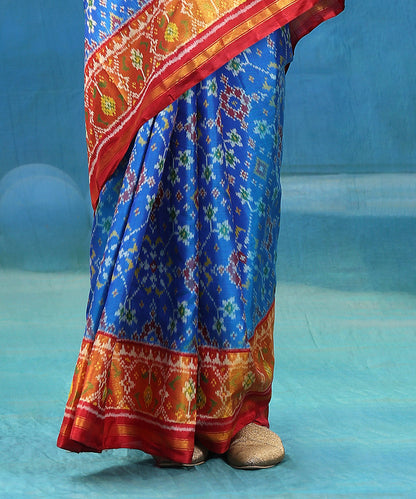 Blue_And_Red_Handloom_Pure_Mulberry_Silk_Ikat_Patola_Saree_With_Tissue_Border_WeaverStory_04