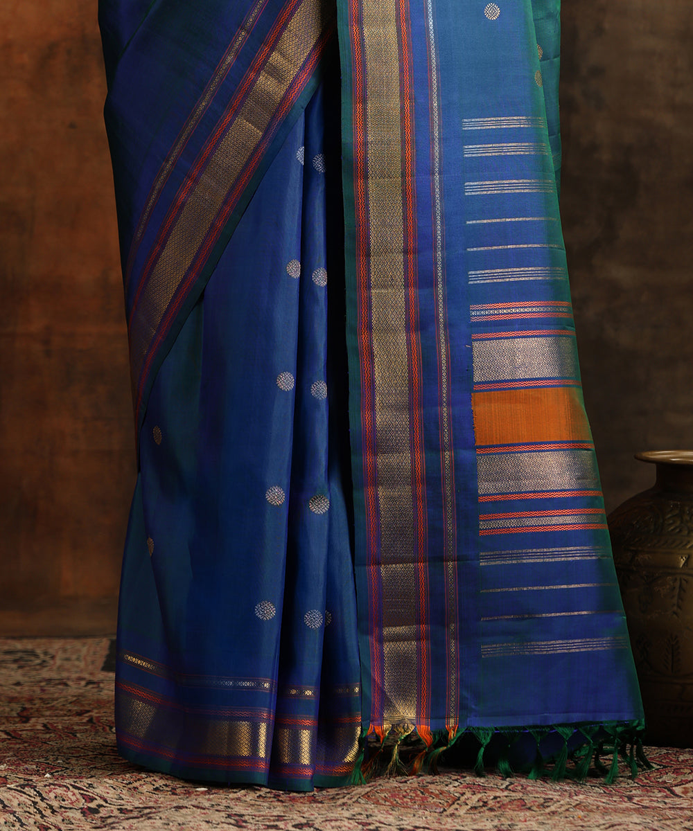 Handloom_Peacock_Blue_Pure_Silk_Kanjivaram_Saree_With_Pure_Zari_And_Veldhari_And_Rudraksh_Design_WeaverStory_05