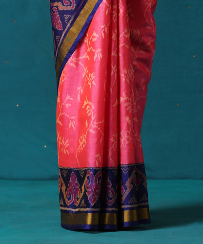 Handloom_Pink_And_Purple_Pure_Mulberry_Silk_Ikat_Patola_Saree_With_Pink_Border_WeaverStory04