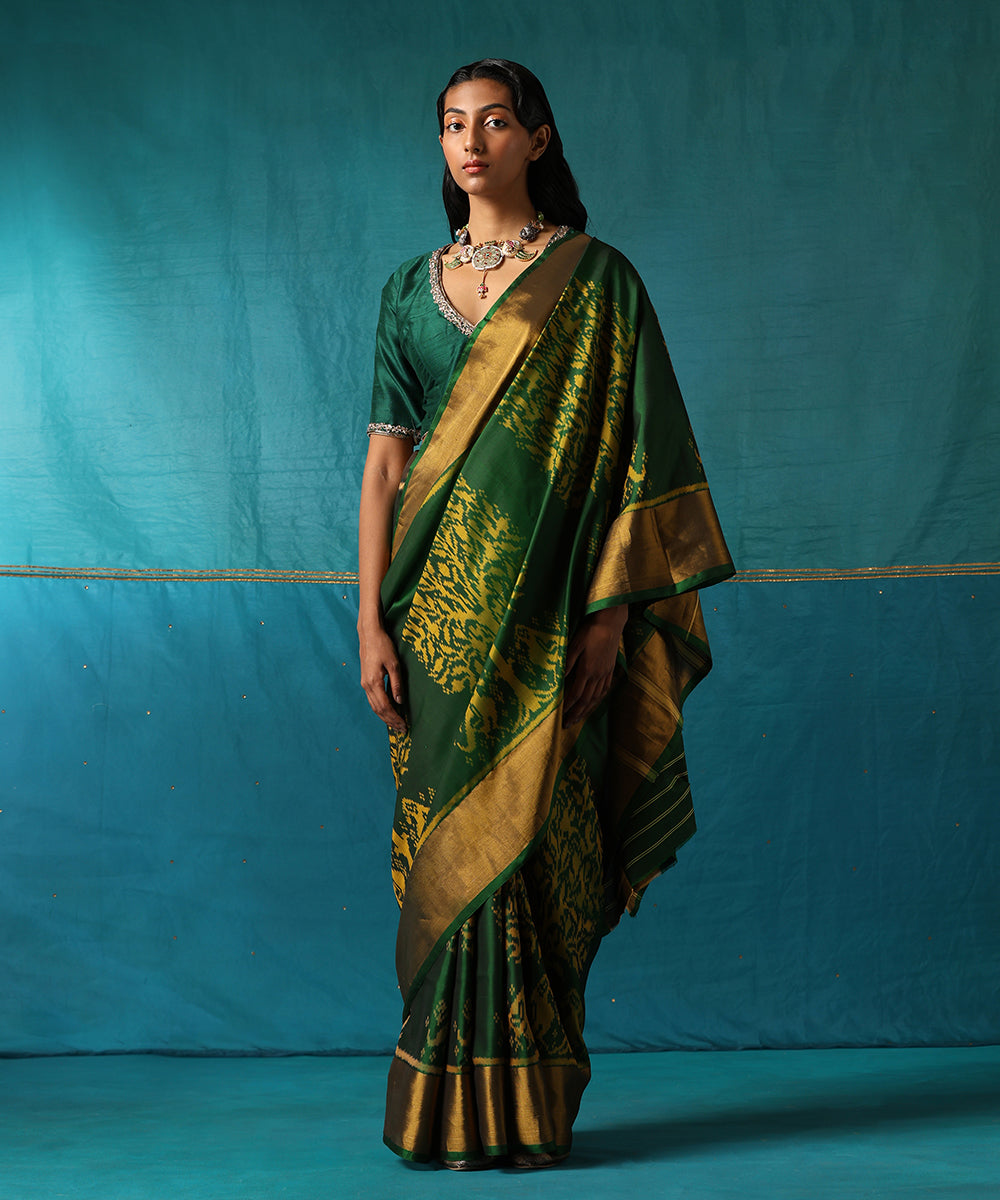 Handloom_Emerald_Green_Pure_Mulberry_Silk_Ikat_Patola_Saree_With_Zari_Border_WeaverStory02