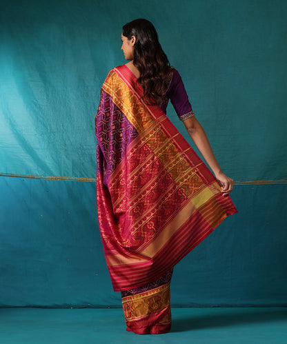 Handloom_Purple_And_Pink_Pure_Mulberry_Silk_Ikat_Patola_Saree_With_Mustard_Border_WeaverStory03