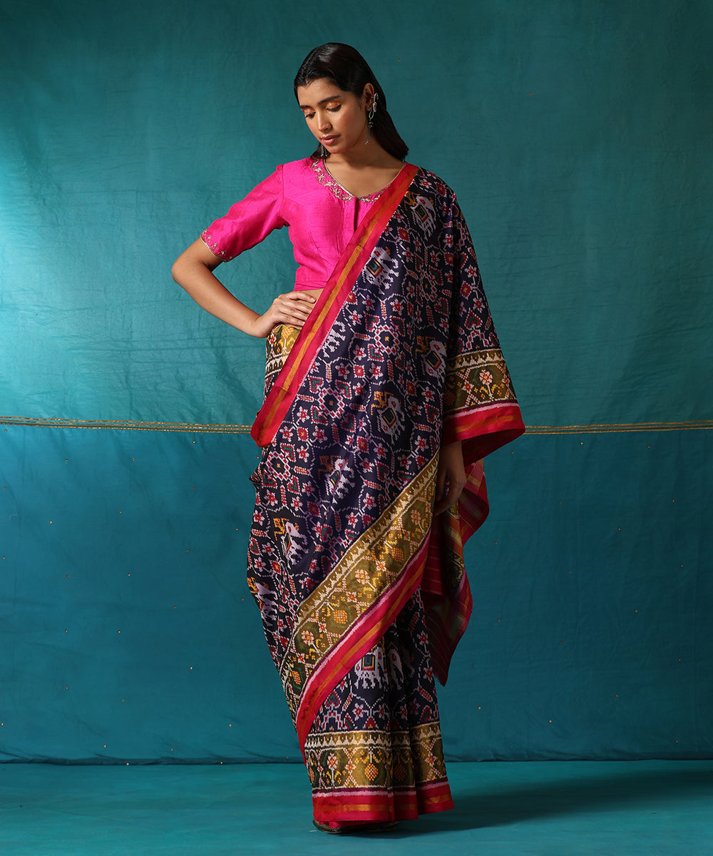 Handloom_Ink_Blue_And_Pink_Pure_Mulberry_Silk_Ikat_Patola_Saree_With_Geometrical_Patterns_WeaverStory02