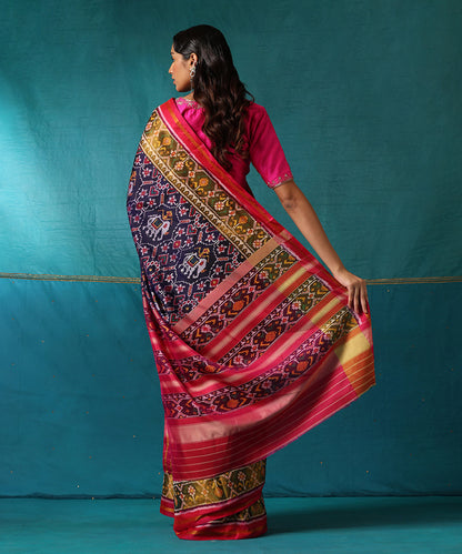 Handloom_Ink_Blue_And_Pink_Pure_Mulberry_Silk_Ikat_Patola_Saree_With_Geometrical_Patterns_WeaverStory03