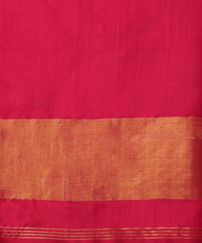 Purple_And_Pink_Handloom_Pure_Mulberry_Silk_Ikat_Patola_Saree_WeaverStory05