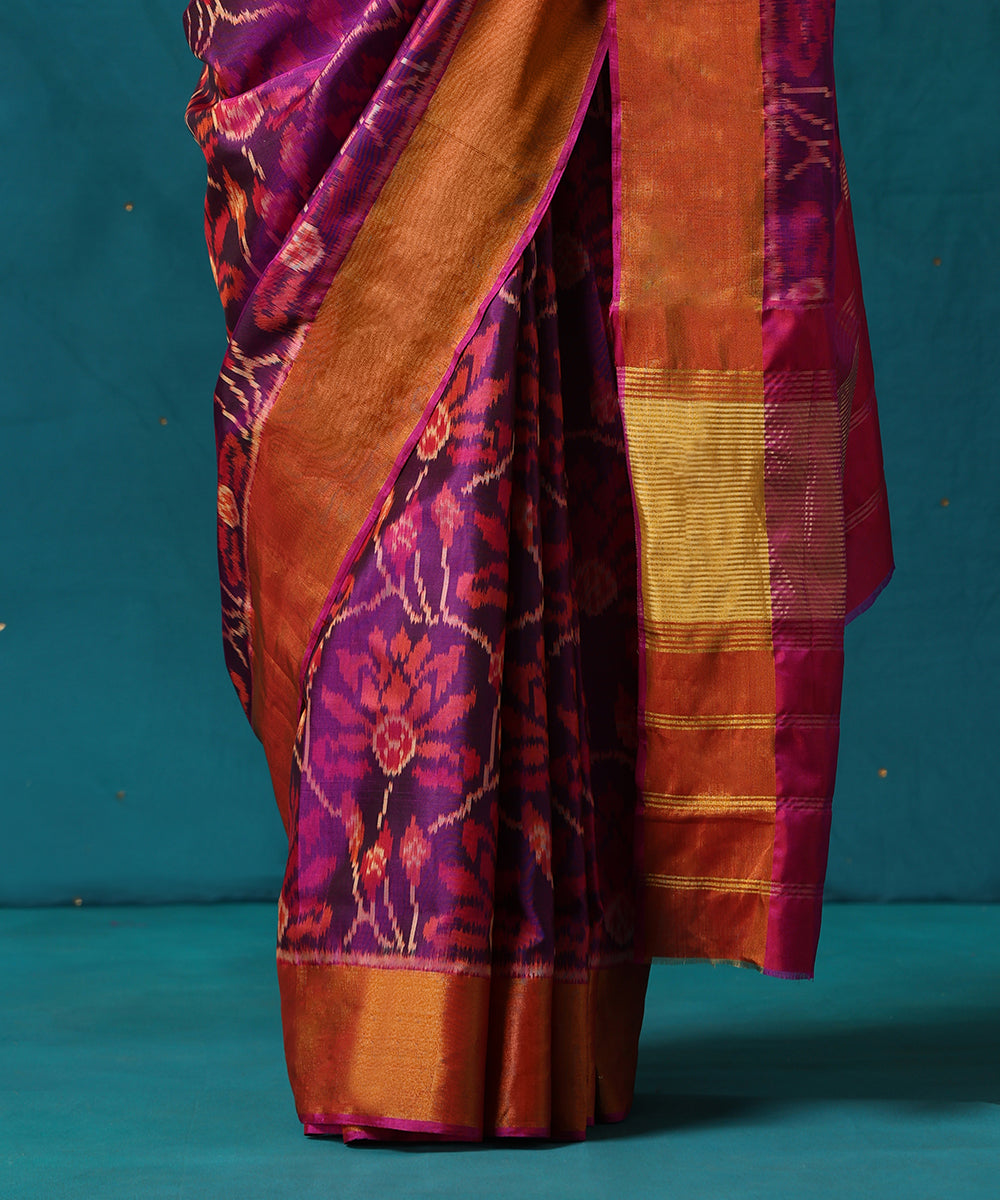 Purple_And_Pink_Handloom_Pure_Mulberry_Silk_Ikat_Patola_Saree_With_Zari_Border_WeaverStory04