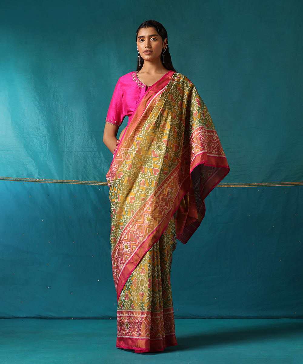 Green_And_Pink_Handloom_Pure_Mulberry_Tissue_Silk_Ikat_Patola_Saree_WeaverStory02