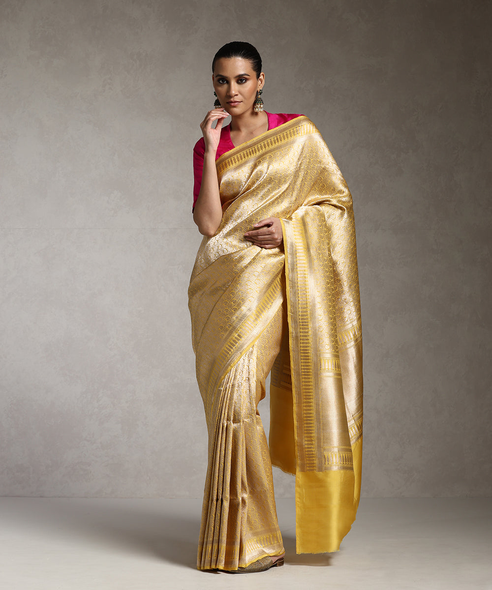 Yellow_Handloom_Pure_Katan_Silk_Kimkhab_Banarasi_Saree_With_Kairi_Motif_WeaverStory_01