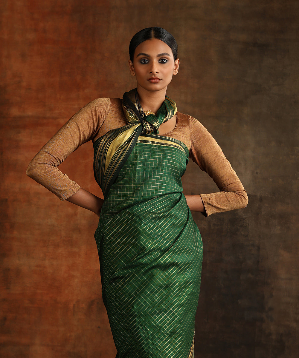 Bottle_Green_Handloom_Pure_Silk_Venkatagiri_Revival_Revival_Saree_With_Zari_Checks_And_Petu_Border_WeaverStory_01