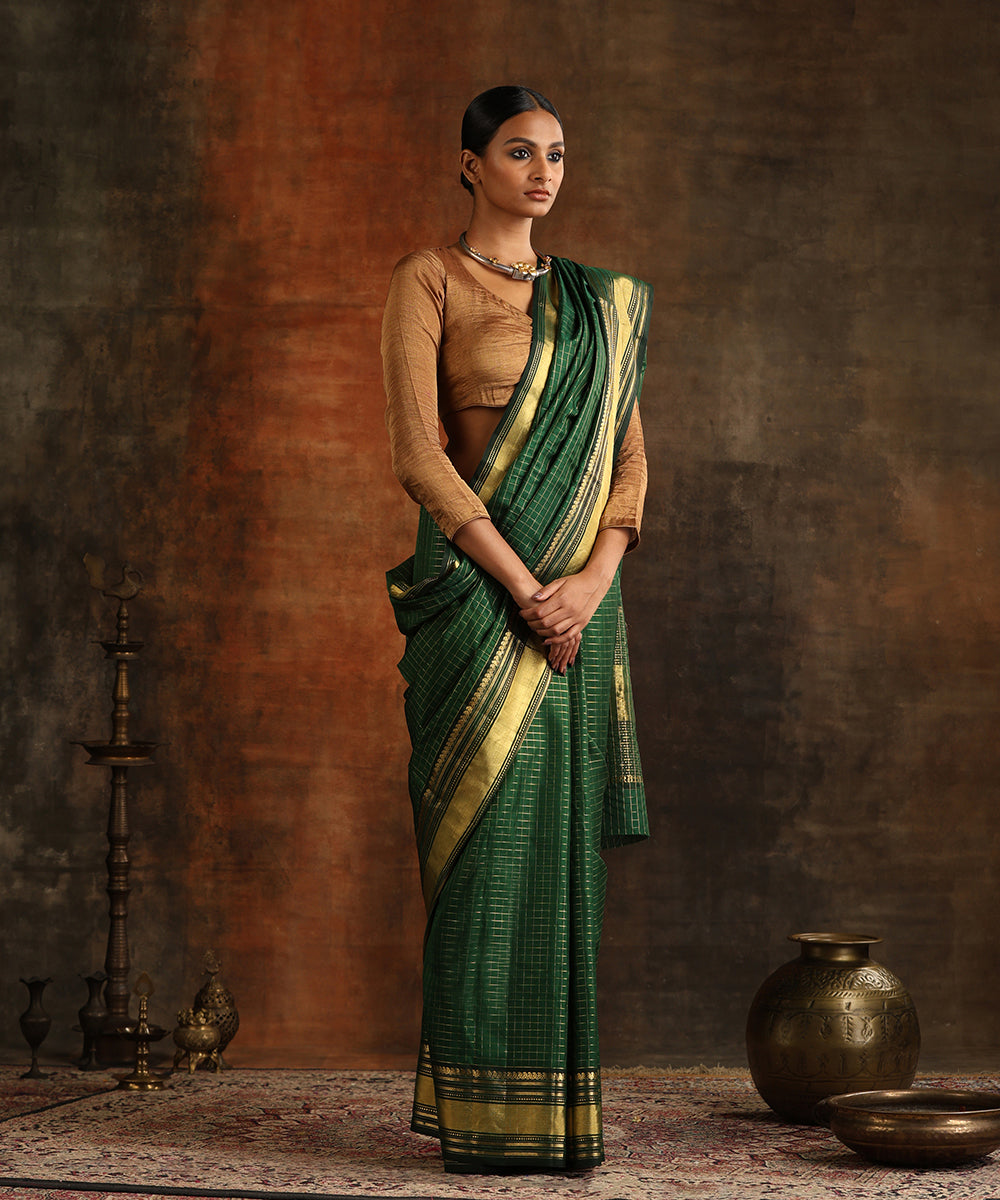 Bottle_Green_Handloom_Pure_Silk_Venkatagiri_Revival_Revival_Saree_With_Zari_Checks_And_Petu_Border_WeaverStory_02