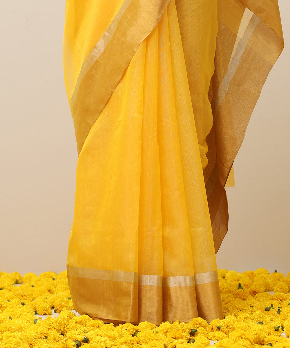 Handloom_Yellow_Plain_Pure_Cotton_Chanderi_Saree_With_Gold_Tissue_Border_WeaverStory_04