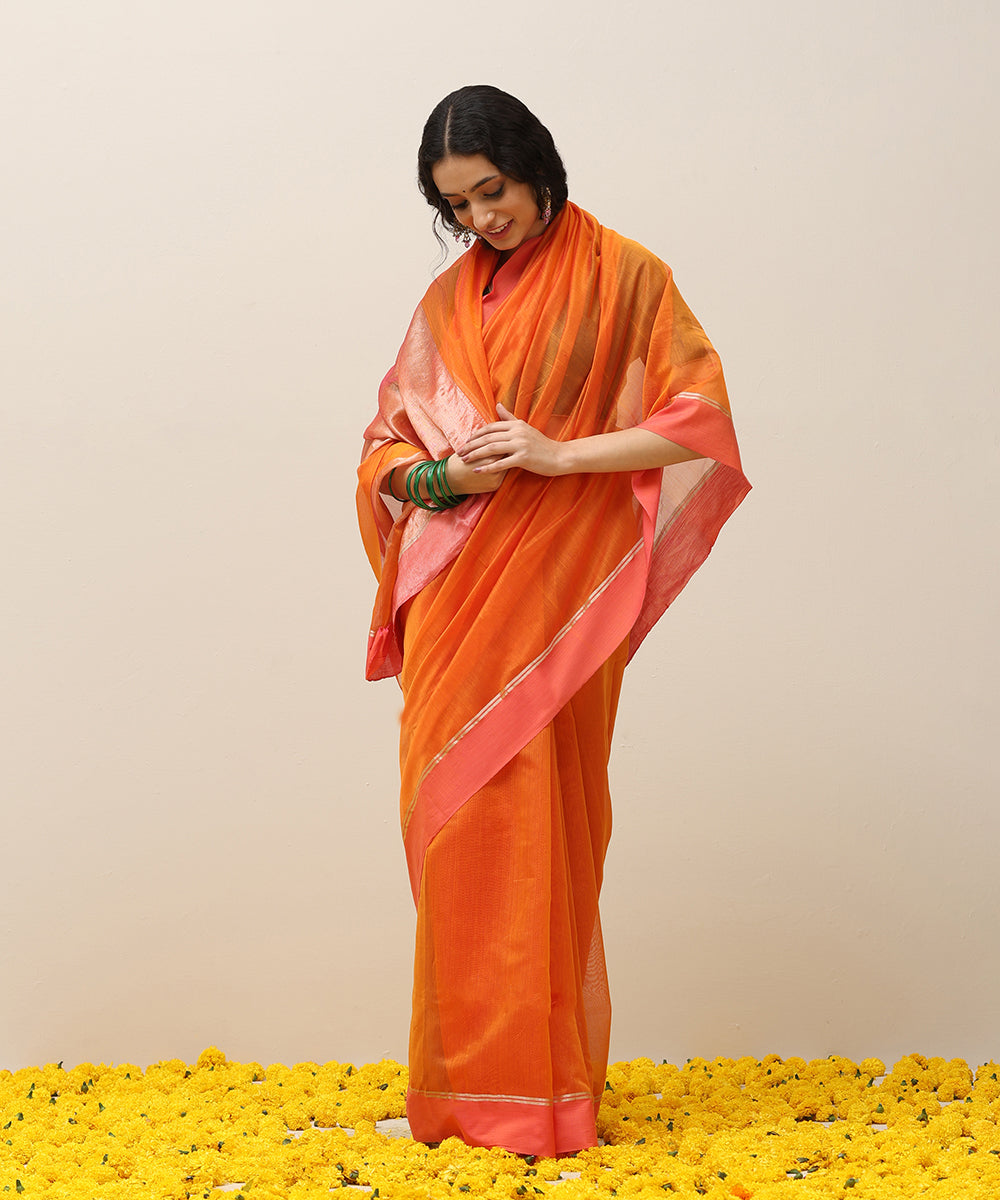 Orange_And_Pink_Shot_Handloom_Plain_Pure_Cotton_Chanderi_Saree_With_Peach_Border_WeaverStory_02