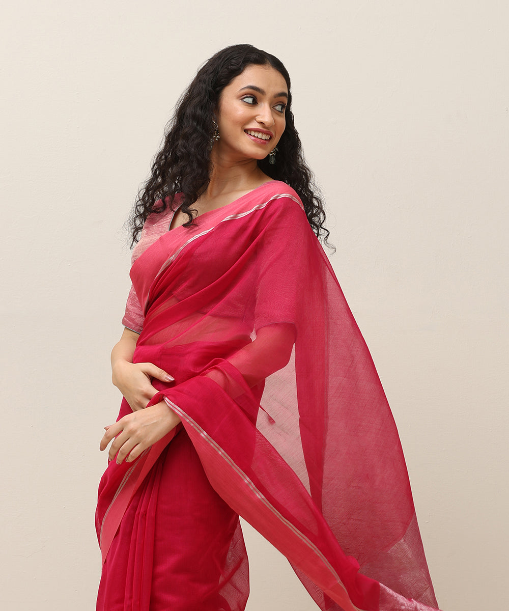 Pink_Handloom_Plain_Pure_Cotton_Chanderi_Saree_With_Peach_Border_And_Silver_Stripe_WeaverStory_01