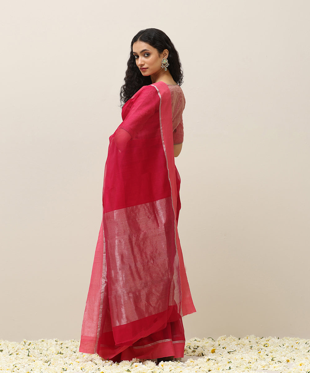 Pink_Handloom_Plain_Pure_Cotton_Chanderi_Saree_With_Peach_Border_And_Silver_Stripe_WeaverStory_03