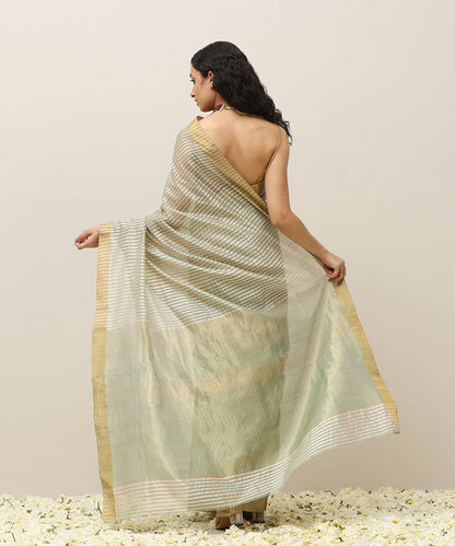 Handloom_Peach_And_Green_Stripe_Pure_Cotton_Silk_Chanderi_Saree_With_Golden_Border_WeaverStory_03