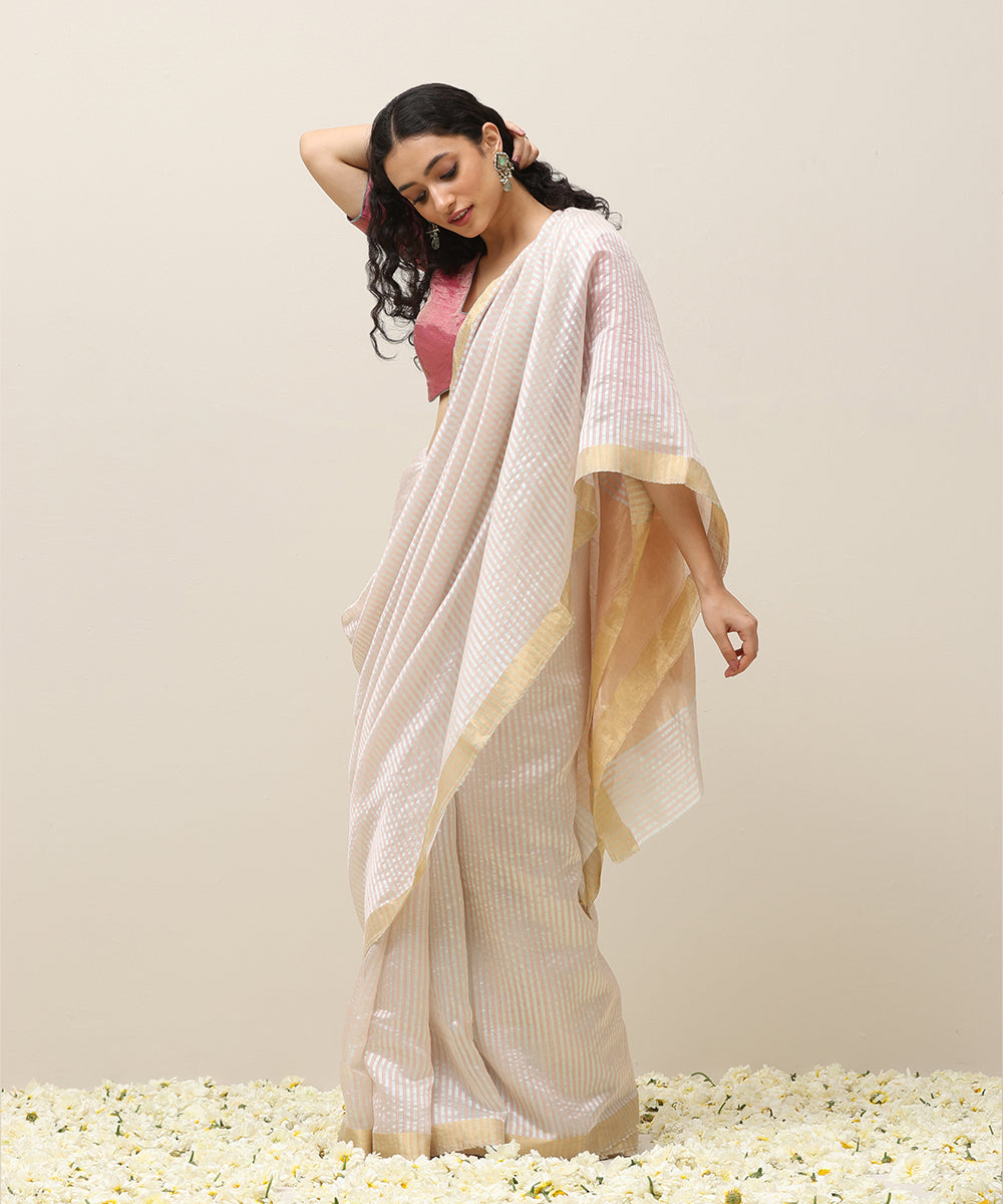 Silver_And_Peach_Handloom_Stripe_Pure_Cotton_Silk_Chanderi_Saree_With_Golden_Border_WeaverStory_02