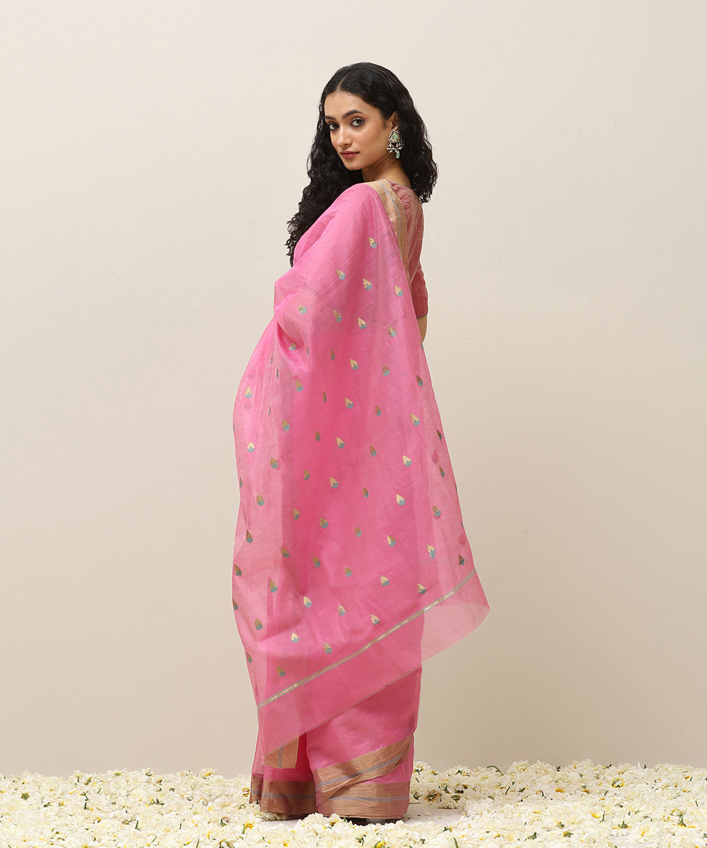 Baby_Pink_Handloom_Plain_Pure_Cotton_Chanderi_Saree_With_Strawberry_Boota_And_Golden_Border_WeaverStory_03