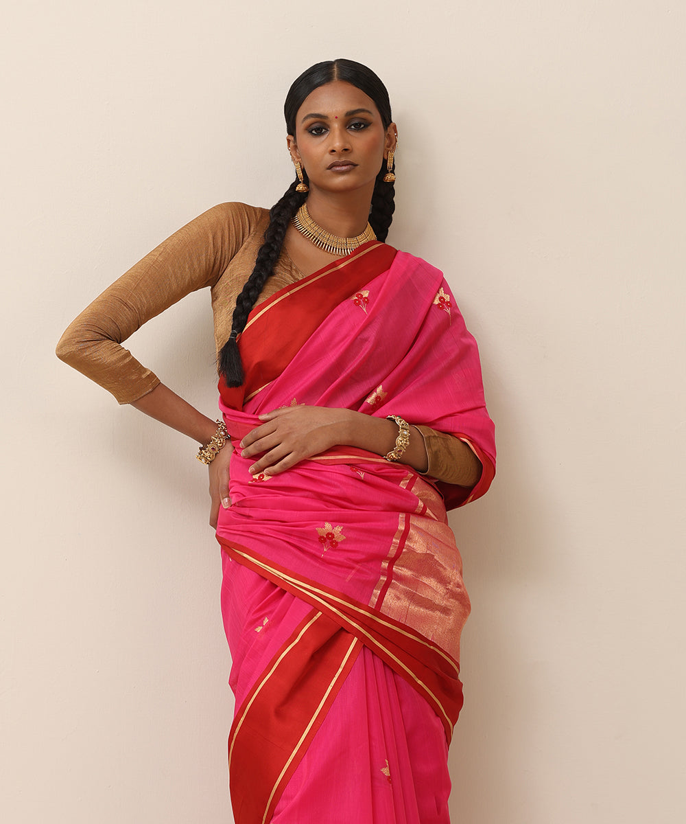 Handloom_Rani_Pure_Cotton_Chanderi_Saree_With_Floral_Boota_And_Maroon_Mashroo_Border_WeaverStory_01