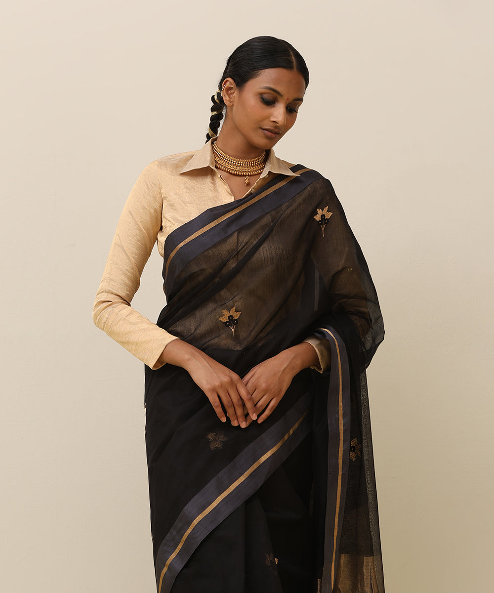 Handloom_Black_Pure_Cotton_Chanderi_Saree_With_Floral_Boota_And_Grey_Border_WeaverStory_01