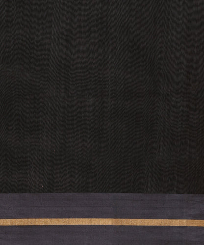 Handloom_Black_Pure_Cotton_Chanderi_Saree_With_Floral_Boota_And_Grey_Border_WeaverStory_05