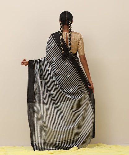 Grey_And_Black_Handloom_Stripes_Pure_Silk_Chanderi_Saree_With_And_Eknaliya_Silver_Boota_And_Blue_Leaf_WeaverStory_03