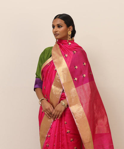 Handloom_Hot_Pink_Pure_Silk_Chanderi_Saree_With_Eknaliya_Gainda_Motif_And_Golden_Border_WeaverStory_01