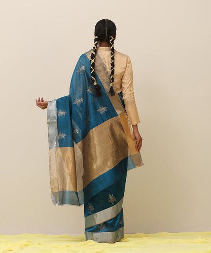 Teal_Blue_Handloom_Pure_Silk_Chanderi_Saree_With_Eknaliya_Geometric_Motif_And_Golden_Border_WeaverStory_03