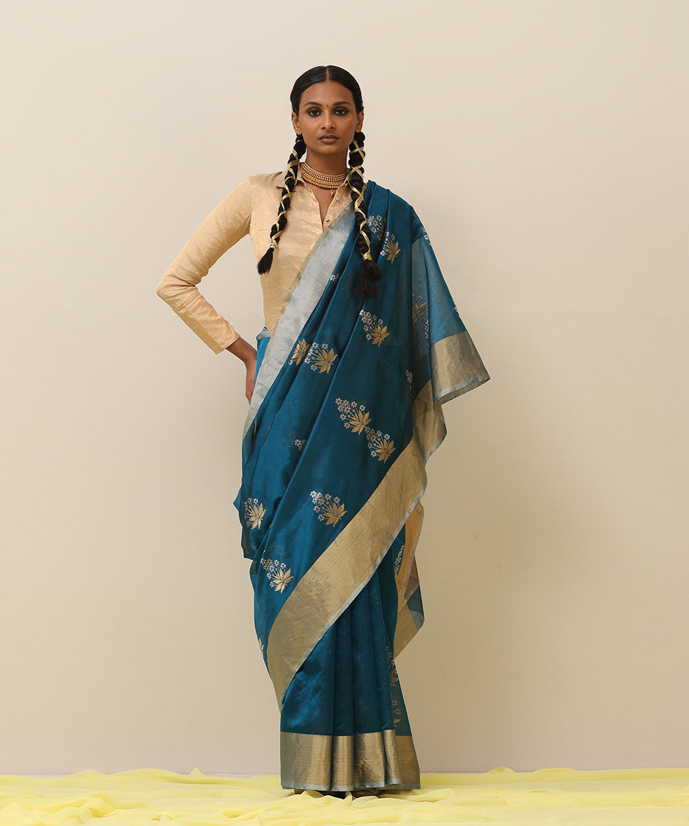 Handloom_Teal_Blue_Pure_Silk_Chanderi_Saree_With_Floral_Motif_And_Golden_Border_WeaverStory_02