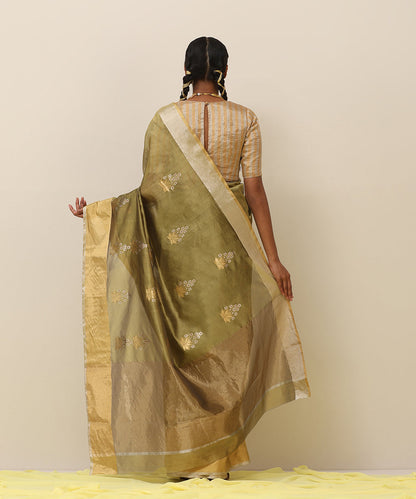 Olive_Green_Handloom_Pure_Silk_Chanderi_Saree_With_Eknaliya_Floral_Motif_And_Golden_Border_With_Silver_Selvadge_WeaverStory_03