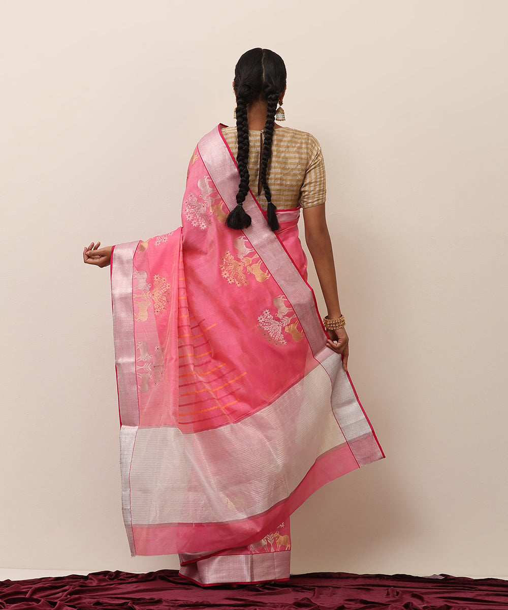 Handloom_Cream_Pure_Silk_Chanderi_Saree_With_Nandi_Motif_And_Silver_Border_Pink_Salvage_WeaverStory_03