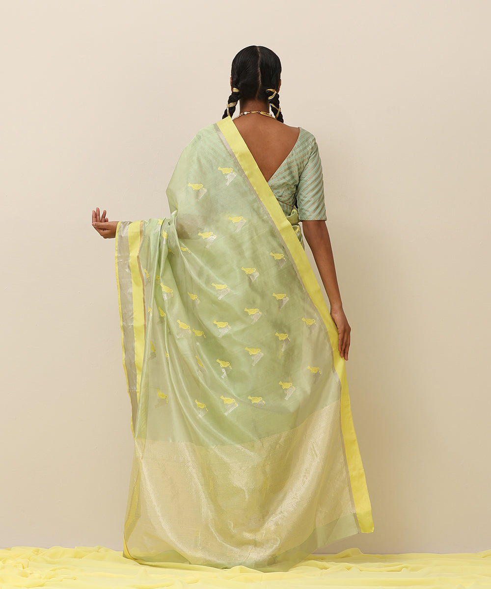 Handloom_Light_Green_Pure_Silk_Chanderi_Saree_With_Love_Birds_Motif_WeaverStory_03