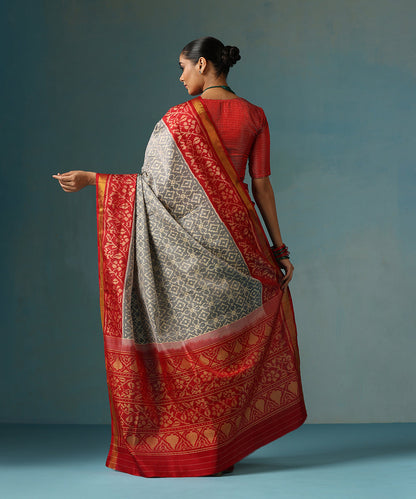 Handloom_Grey_Pure_Mulberry_Silk_Ikat_Patola_Saree_With_Red_Border_And_Palla_WeaverStory_03