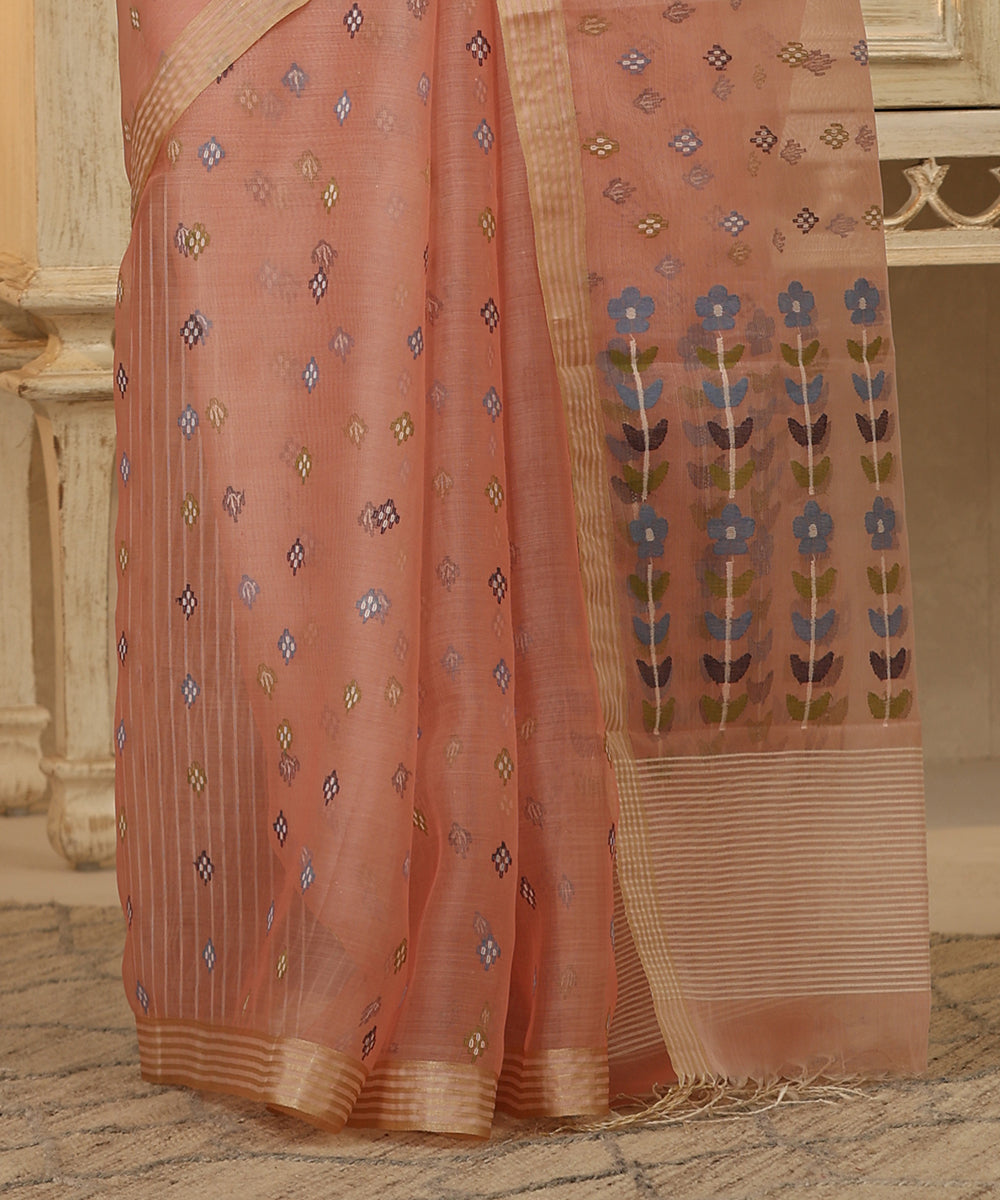 Peach_Handloom_Muslin_Dhakai_Jamdani_Saree_With_Multicolor_Diamond_Motifs_WeaverStory_04