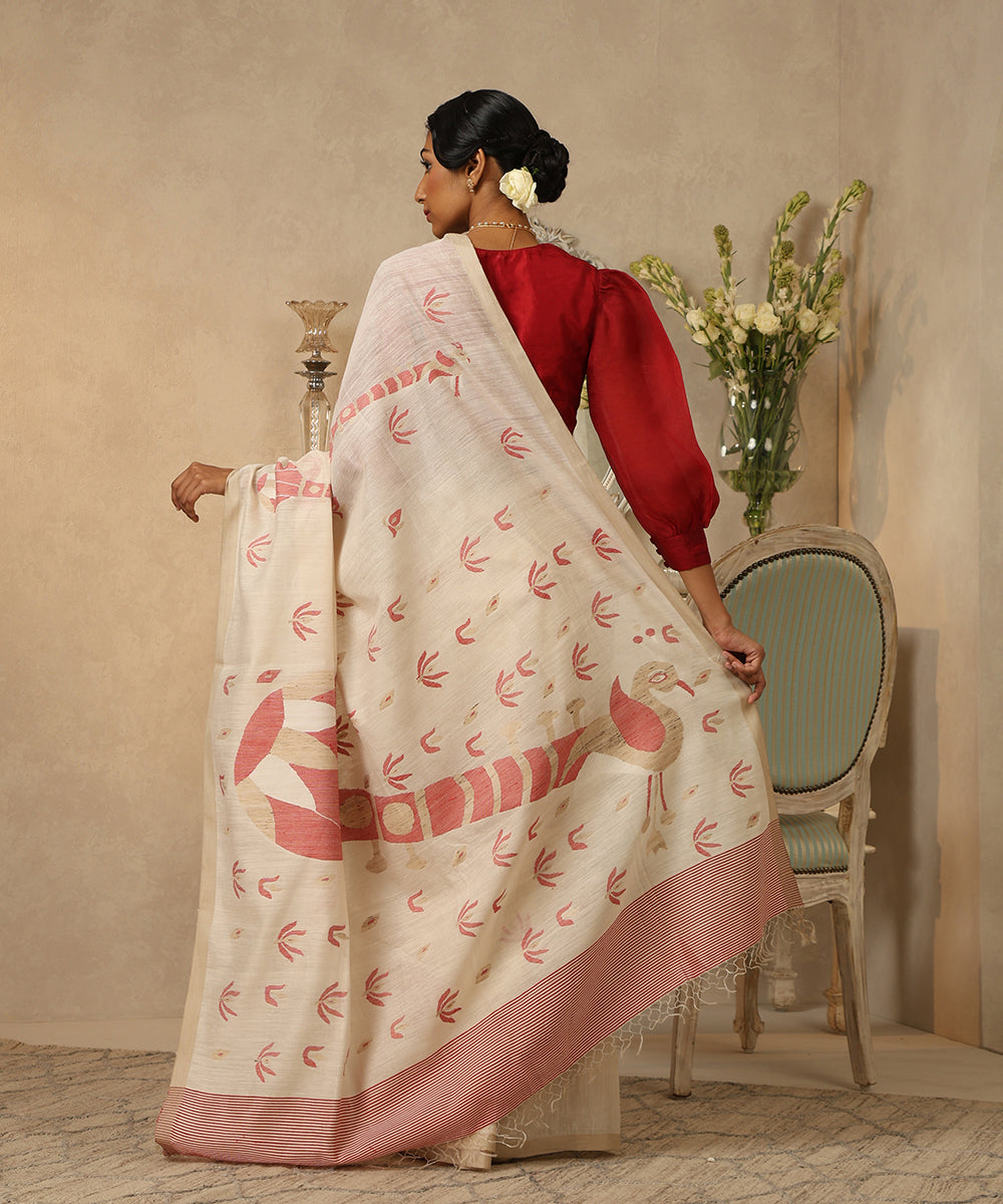 Handloom_Off_White_Handspun_Cotton_Dhakai_Jamdani_Saree_With_Sitar_On_Pallu_WeaverStory_03