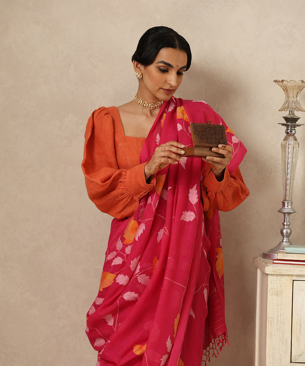 Magenta_Handloom_Handspun_Cotton_Dhakai_Jamdani_Saree_With_Yellow_Flower_Jaal_All_Over_WeaverStory_01