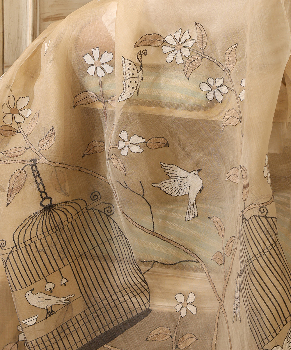 Pakirbasha_Handloom_Brown_Muslin_Jamdani_Saree_With_Birds_And_Cages_On_Pallu_WeaverStory_04