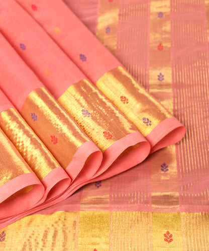 Handloom_Peach_Pure_Cotton_Silk_Venkatagiri_Revival_Saree_With_Booti_WeaverStory_04