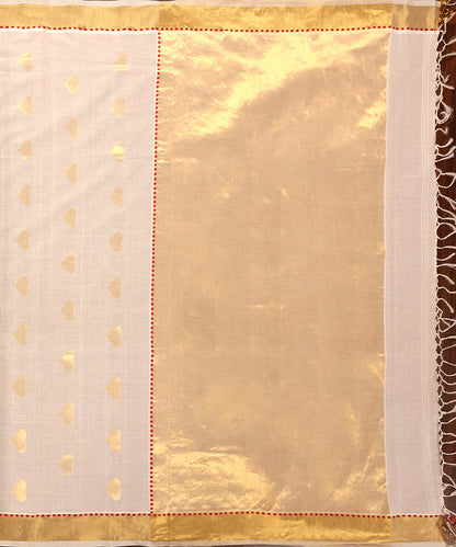 Handloom_Off_White_Pure_Cotton_Silk_Venkatagiri_Revival_Saree_With_Pan_Motif_WeaverStory_03