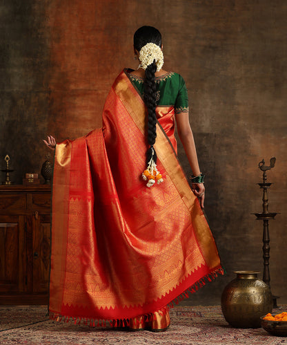 Handloom_Red_Pure_Silk_Bridal_Kanjivaram_Saree_With_Pure_Zari_And_Green_Selvedge_WeaverStory_03