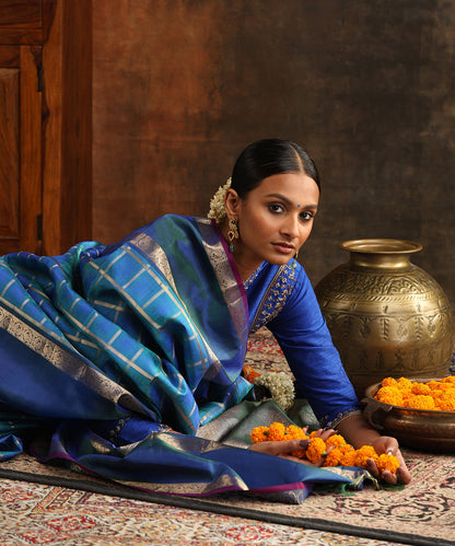 Handloom_Peacock_Blue_Pure_Silk_Kanjivaram_Saree_With_Pure_Zari_WeaverStory_01