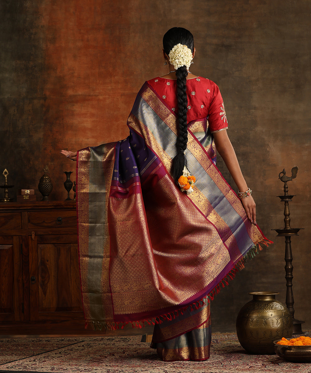 Handloom_Dark_Purple_Pure_Silk_Kanjivaram_Saree_With_Wine_Vanasingram_Border_And_Pure_Zari_WeaverStory_03