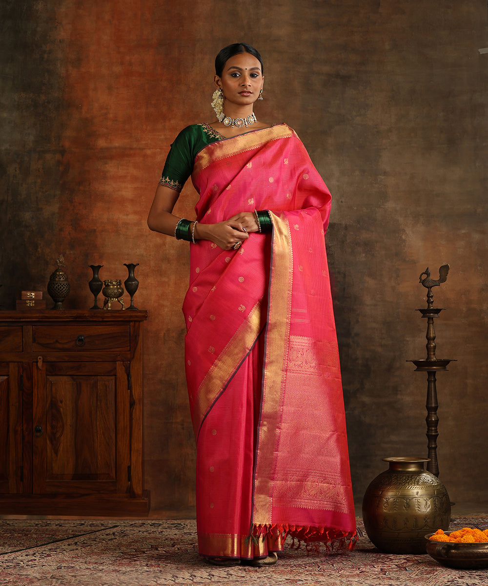 Handloom_Pink_Pure_Silk_Vaira_Oosie_Kanjivaram_Saree_With_Pure_Zari_WeaverStory_02