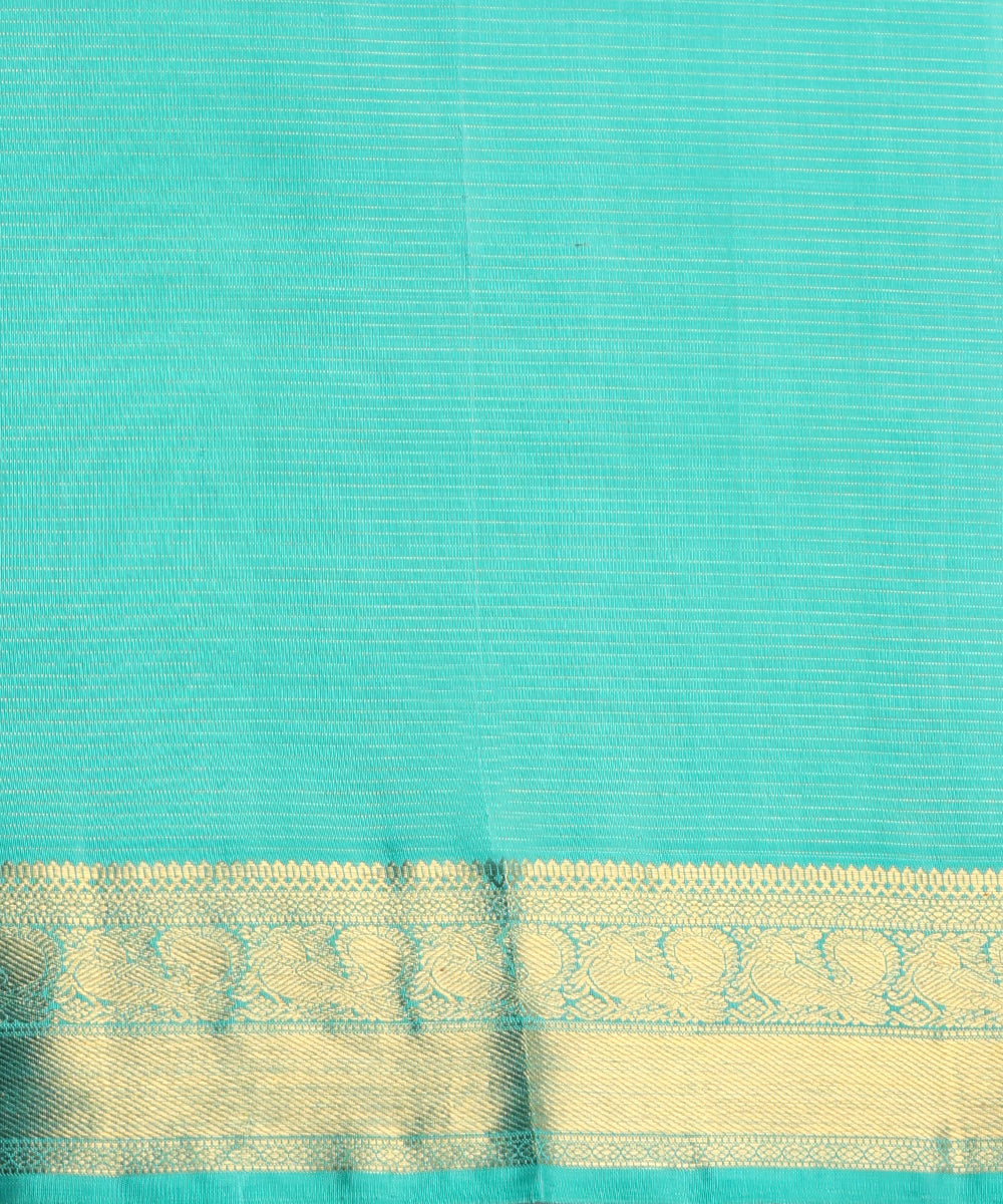 Handloom_Aqua_Blue_Pure_Silk_Kanjivaram_Saree_With_Vaira_Oosie_And_Pure_Zari_WeaverStory_06