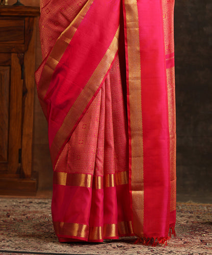 Hot_Pink_Handloom_Pure_Silk_Kanjivaram_Saree_With_Pure_Zari_WeaverStory_05