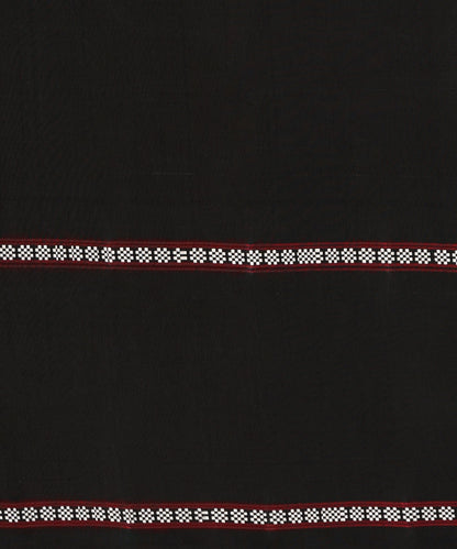 Red_Handloom_Pure_Silk_Kanjivaram_Saree_With_Black_Silk_Border_WeaverStory_06