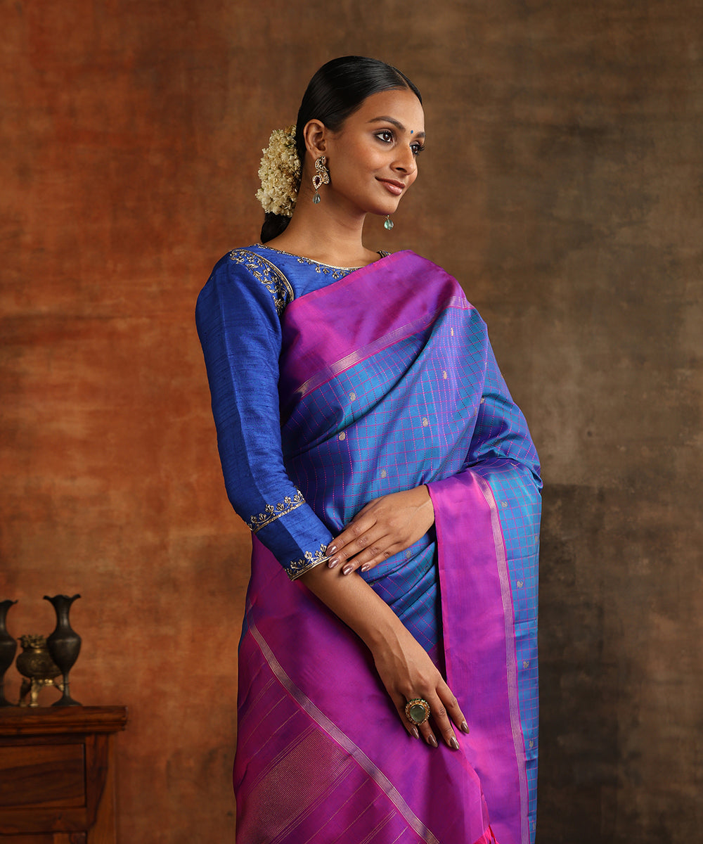 Copper_Sulphate_Blue_Handloom_Pure_Silk_Kanjivaram_Saree_With_Purple_Checks_And_Purple_Border_WeaverStory_01