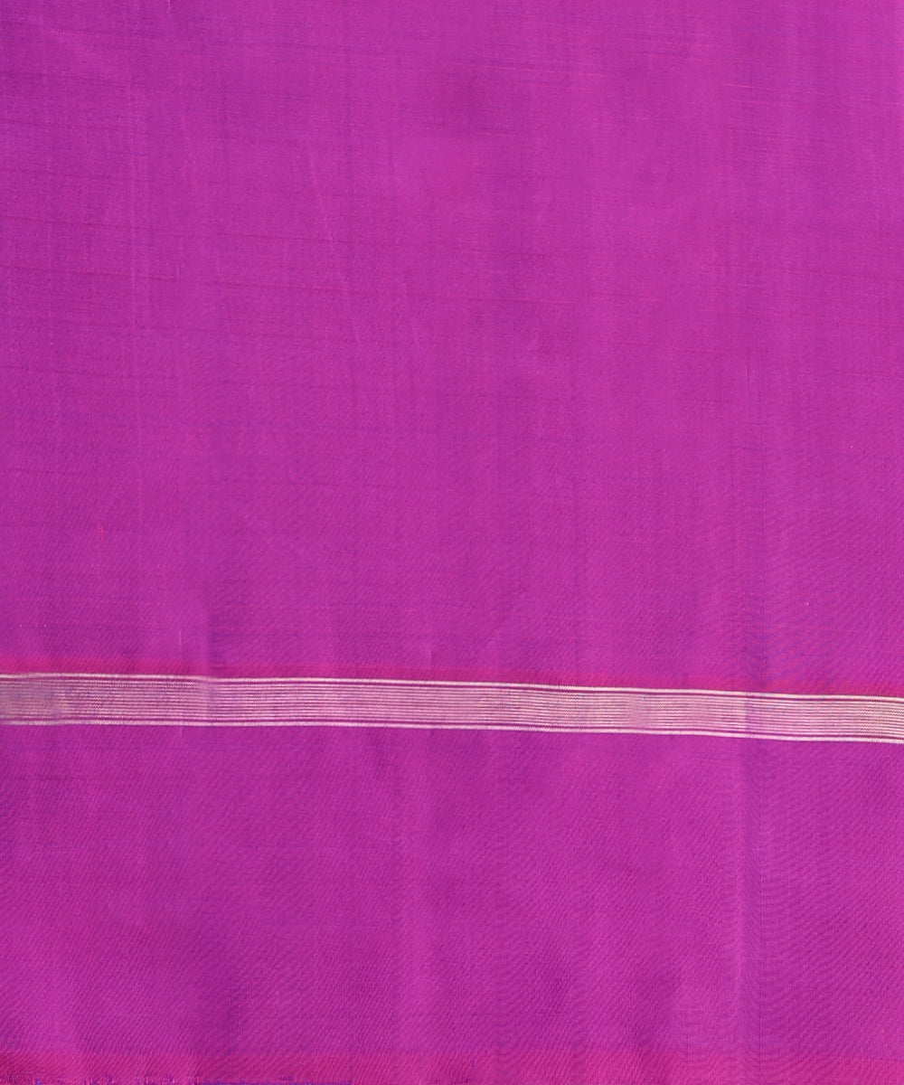 Copper_Sulphate_Blue_Handloom_Pure_Silk_Kanjivaram_Saree_With_Purple_Checks_And_Purple_Border_WeaverStory_06