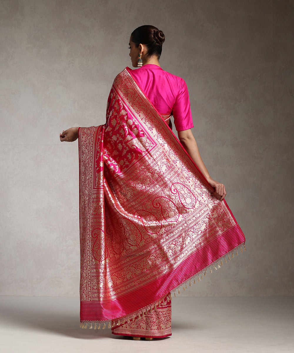 Handloom_Magenta_Pure_Zari_Kadhwa_Shikargah_Katan_Silk_Banarasi_Saree_WeaverStory_03