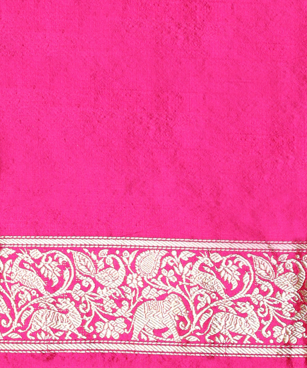 Handloom_Magenta_Pure_Zari_Kadhwa_Shikargah_Katan_Silk_Banarasi_Saree_WeaverStory_05